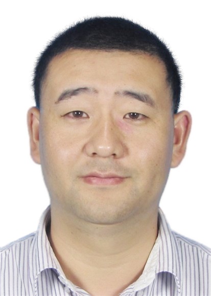 四川省社会科学院文献信息中心黄兵2-1.jpg