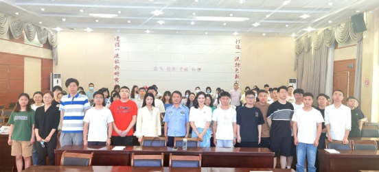 0e05af320e70e34636e94cf6645d2ec