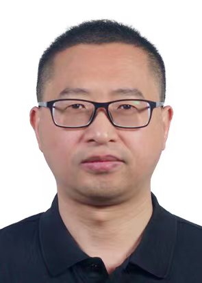 何建兴.jpg